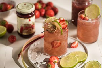 Rhabarber-Erdbeer-Drink